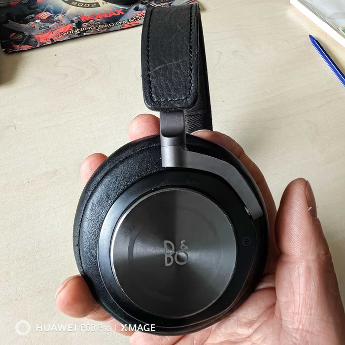 Придавам слушалки over ear -Beoplay H9.. Уникален звук!