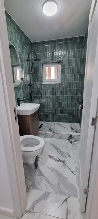 Închiriez apartament