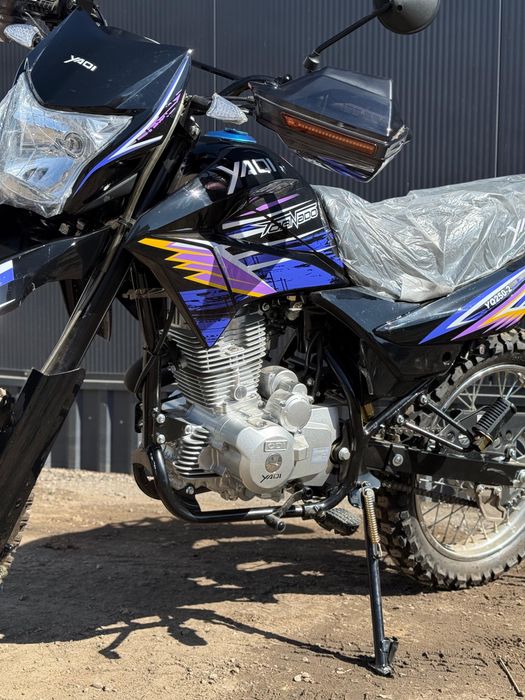 Мотоцыкл Yaqi.