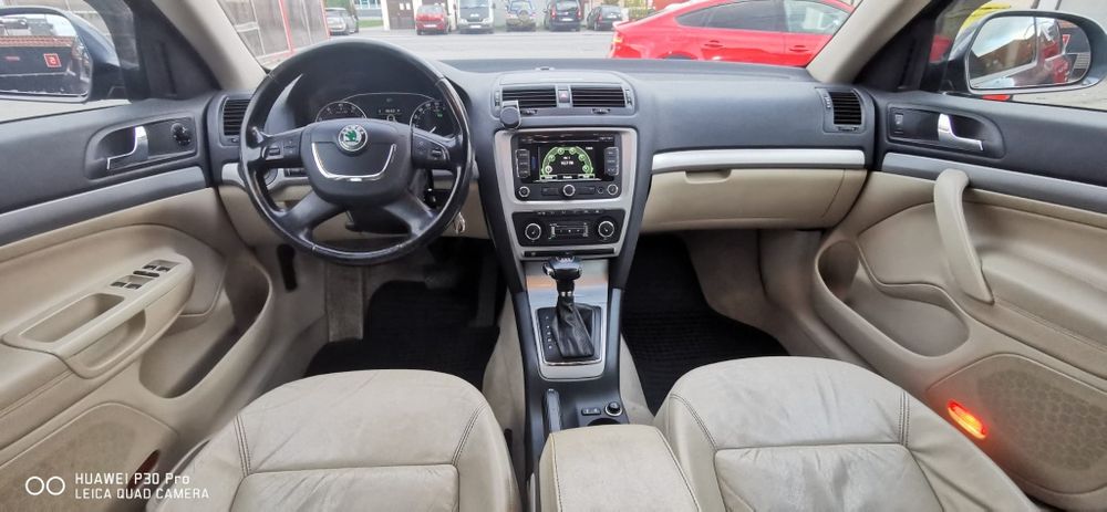 Vând Skoda Octavia 2 Facelift 1.8 TDI DSG 2009