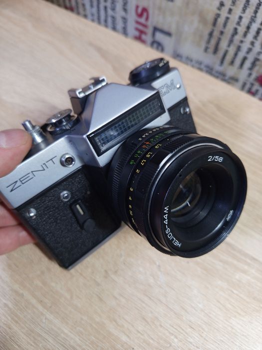 Фотоапарат "Zenit"EM
