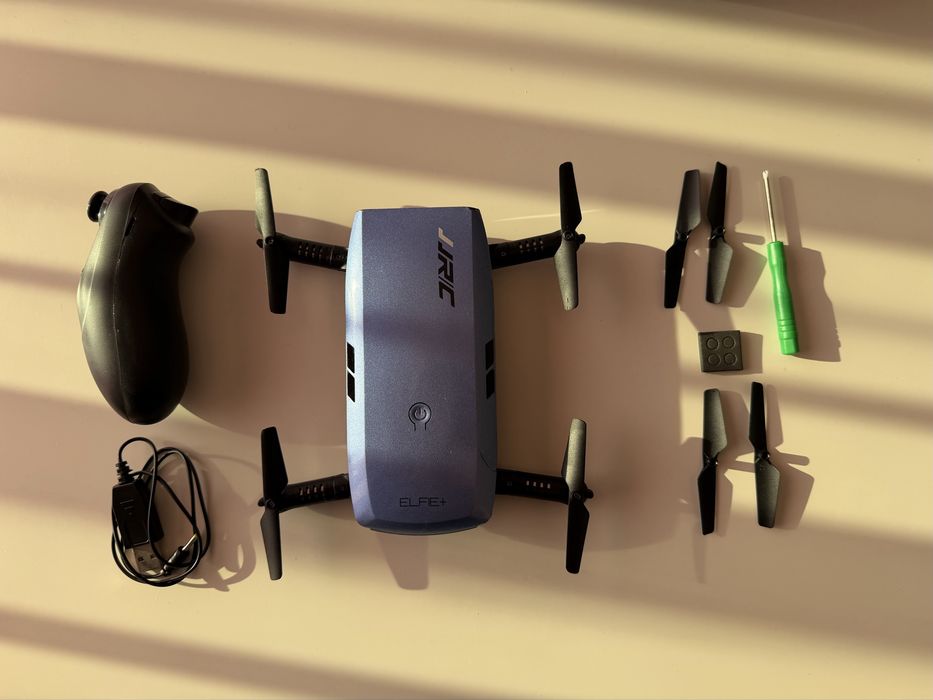 Drona JJRC H47 Elfie+ camera 720p wifi cu transmisie pe telefon