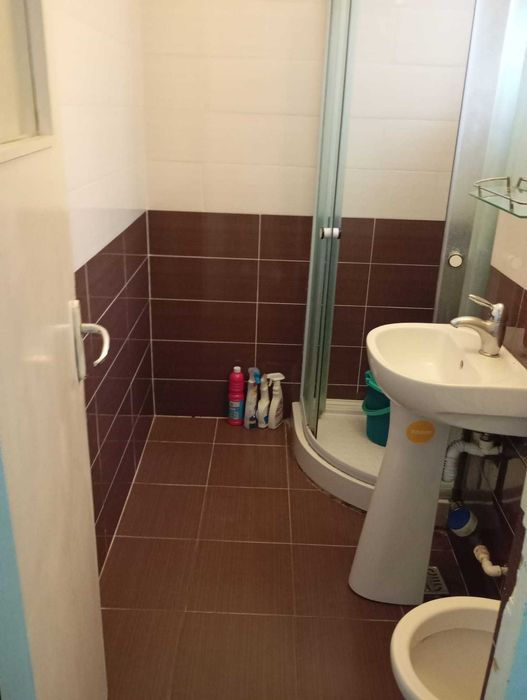 Inchiriez apartament cu 2 camere zona Monument