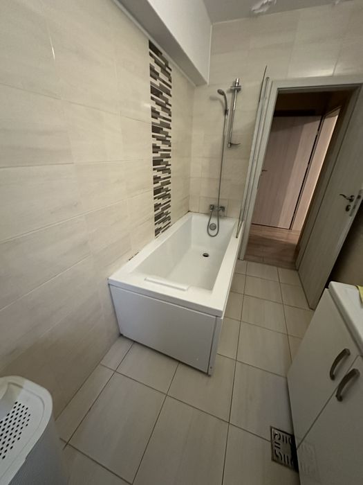 Execut lucrari constructii. Amenajari interioare/exterioare