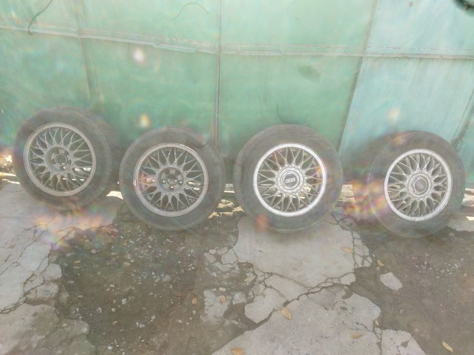 Продам дискис резиной ббс стояли на гольф 3