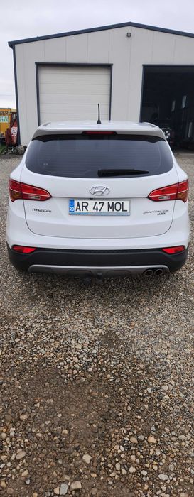De vânzare mașina  de familie ,SUW,Hyundai Santa Fe,Kia