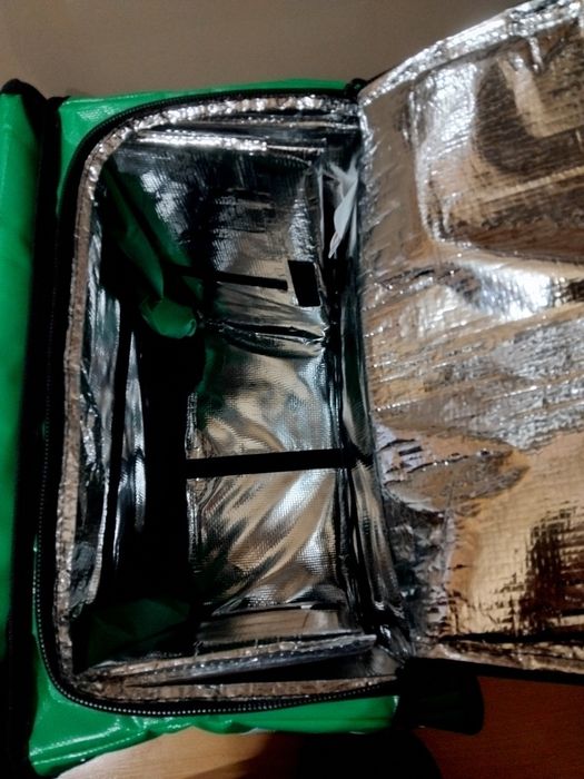 Vând geantă Bolt Food