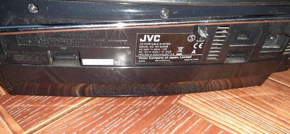 Radiocasetofon  cu cd   JVC
