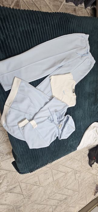 Продаю. Новая тройка хб. Корея