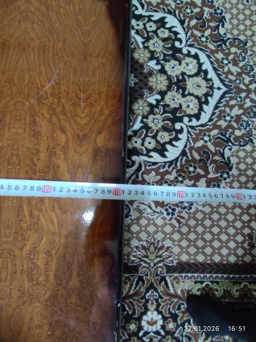 Stol sotiladi srochna