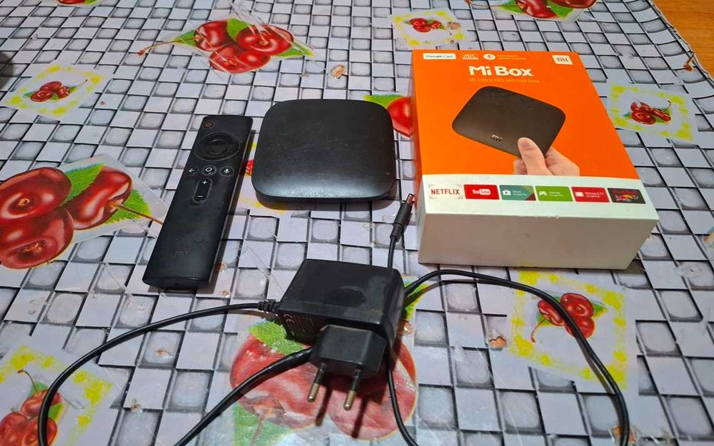 Продам Xiaomi Mi Box 3