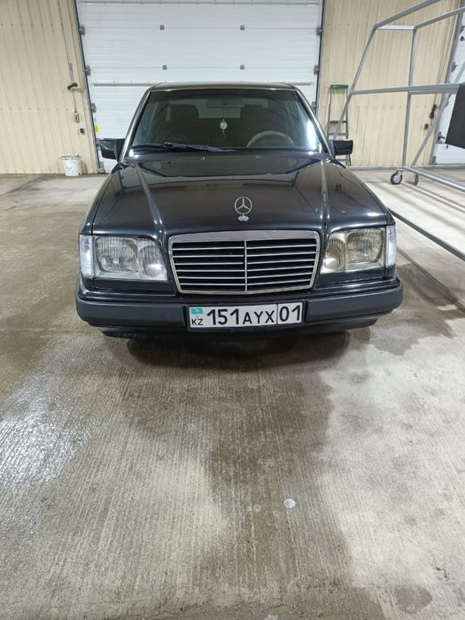 Мерседес W124 2.2