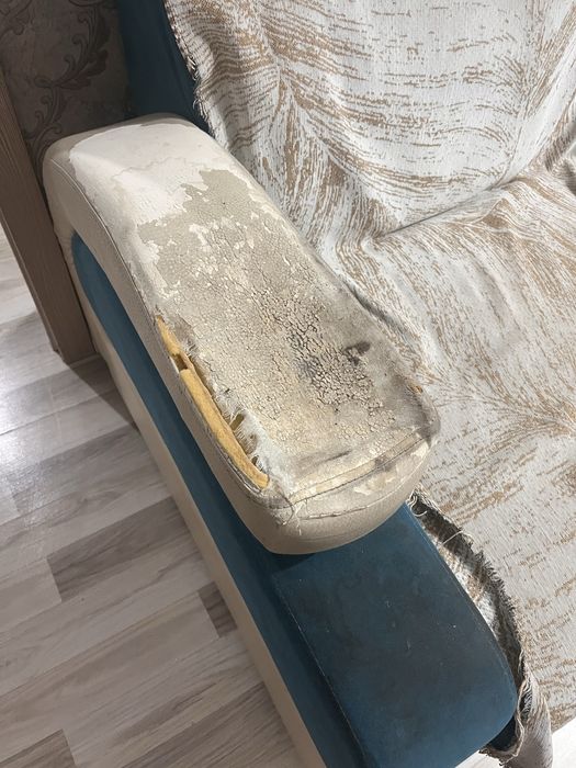 Диван , длинный , раскладной