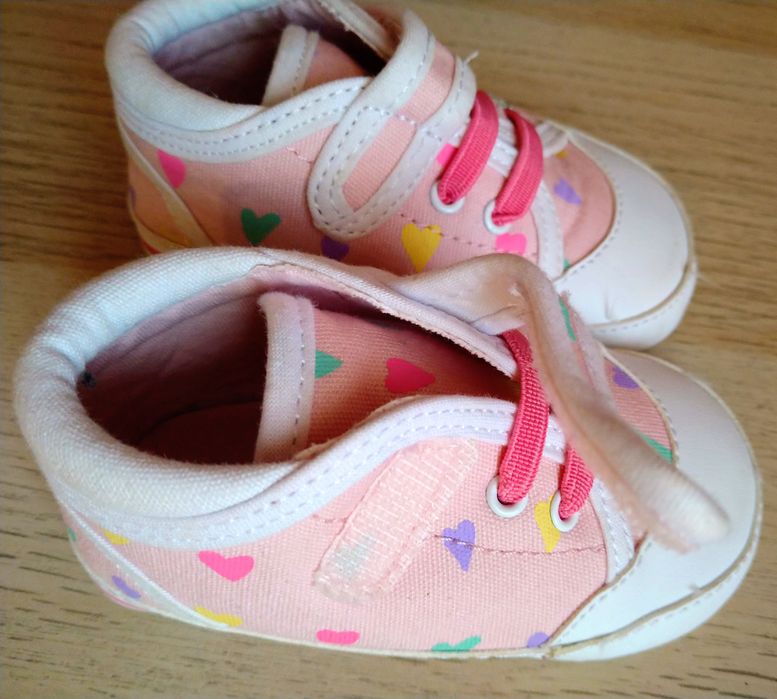 Benetton размер 18 буйки бебешки