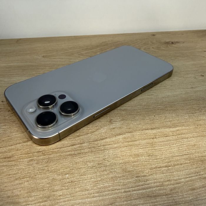 iPhone 16 Pro Max 256GB 90%