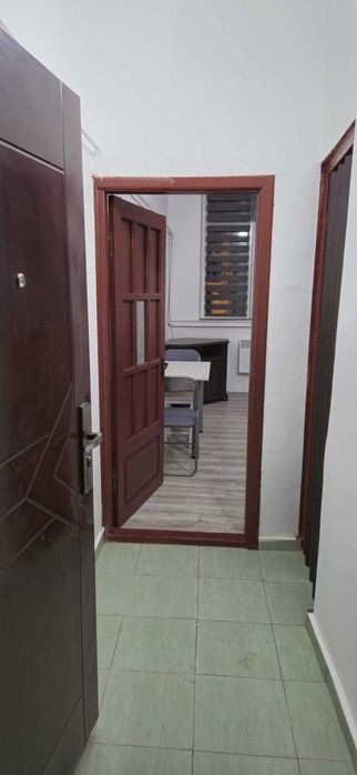 Inchiriez garsoniera zona Contactoare Et 1