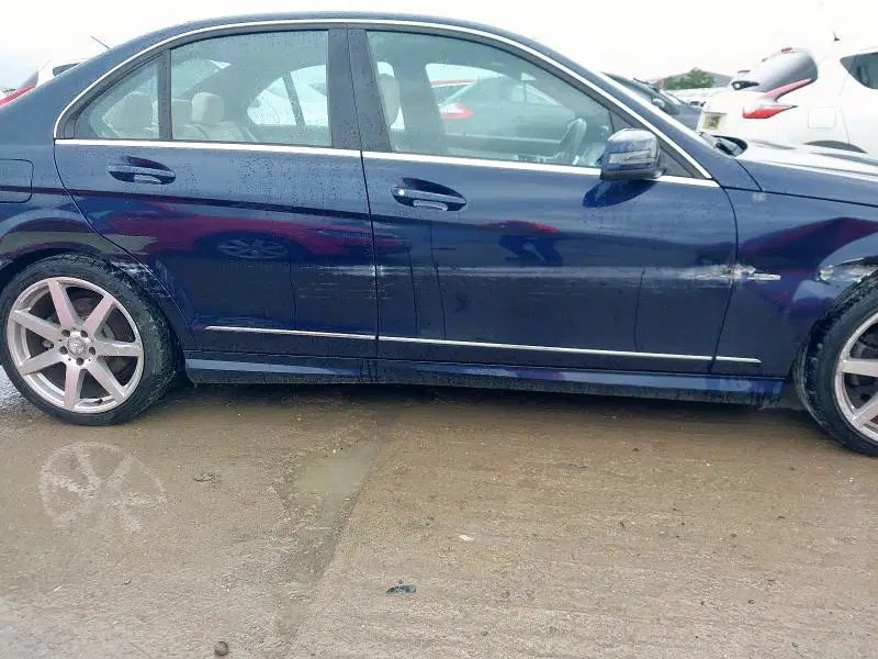 Dezmembrez Mercedes Clasa C (W204) [Fabr 2007-2014]