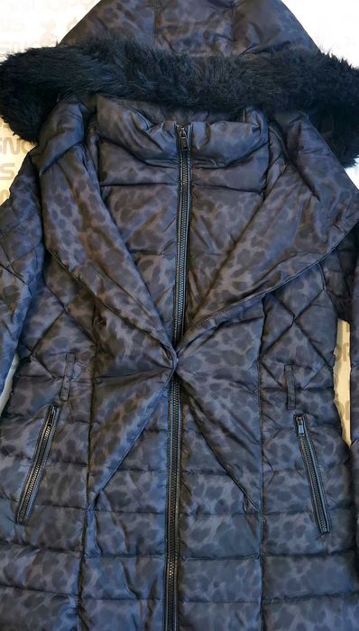 Оригинално зимно яке Guess