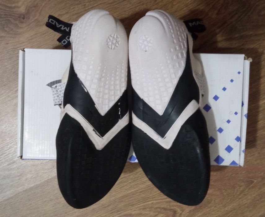 Скальники MAD ROCK