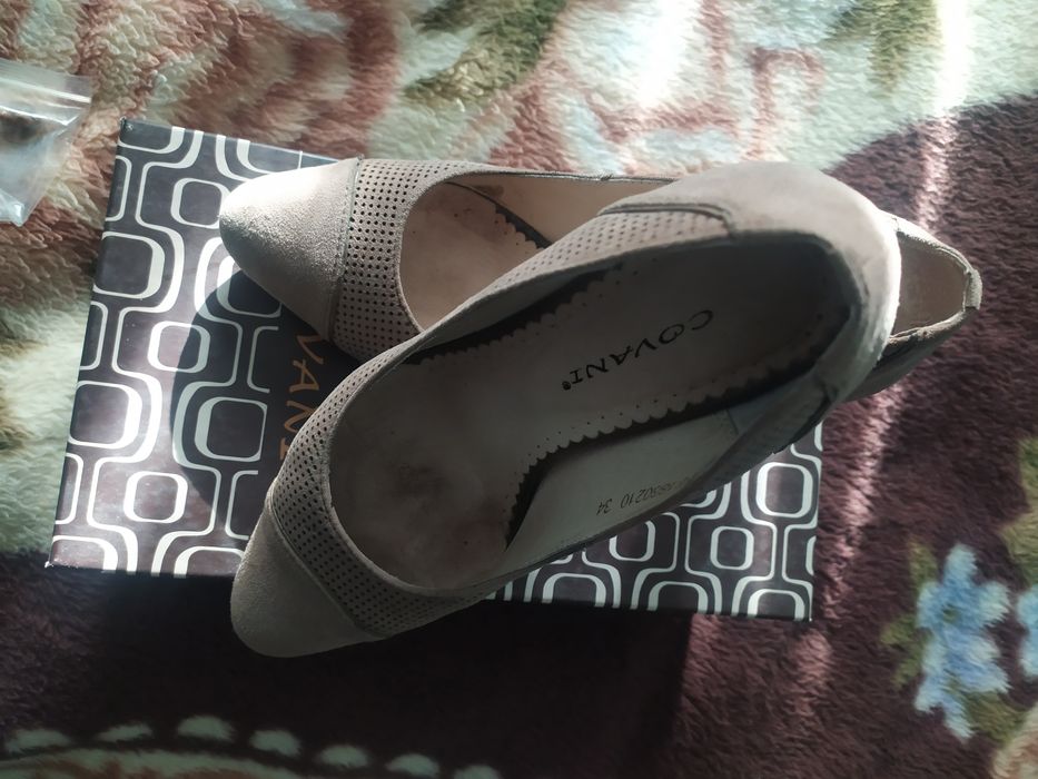 Продам женские туфли натуральная замша размер 34