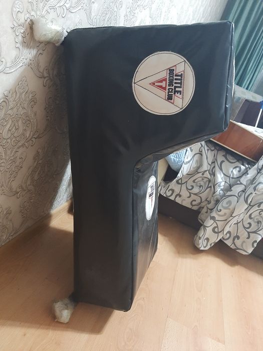 Груша настенная новая