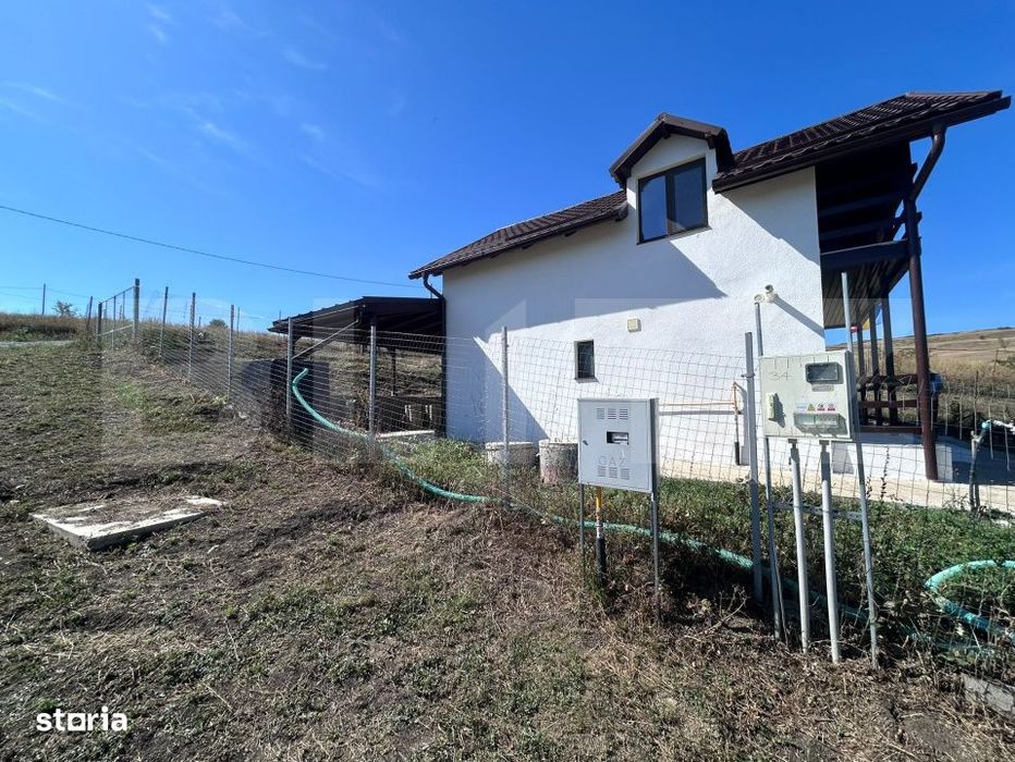 Casa de vanzare, 67 mp, teren 573 mp, zona Campenesti
