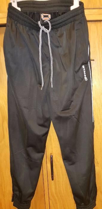 Pantaloni sport copii 8-10ani marimea 140