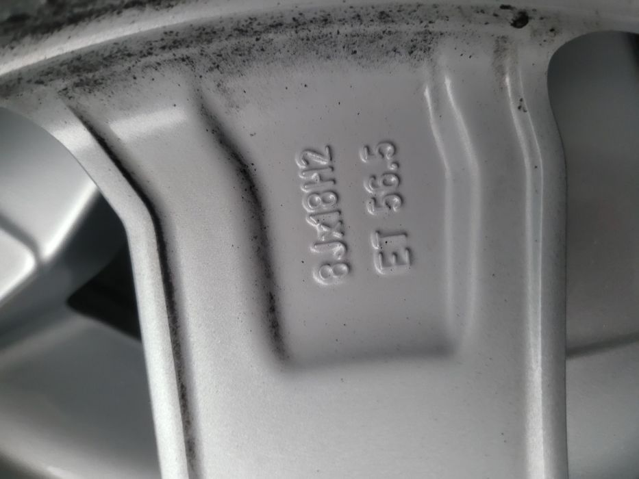 Jante Al R18 Mercedes ML Klasse W164,W166,GL,GLS,GLK originale.