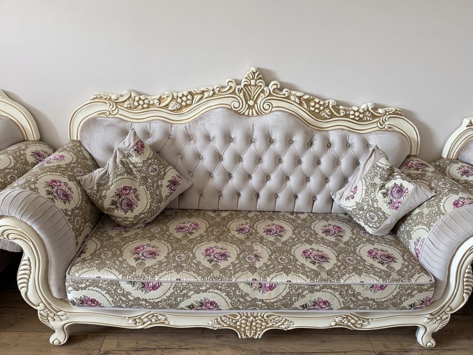 Продам Диваны и кресла 6 метров