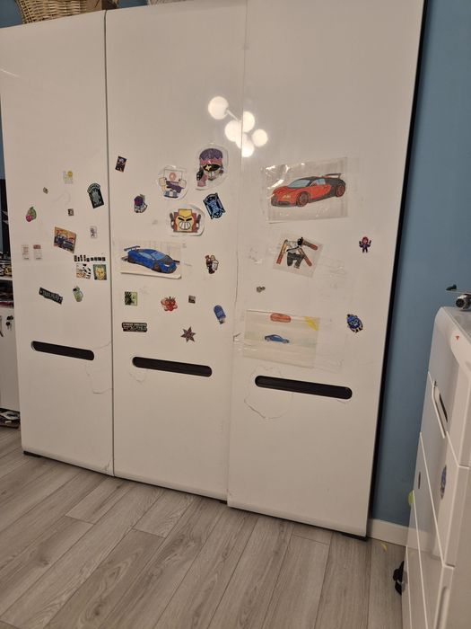 Спальный гарнитур белый глянец