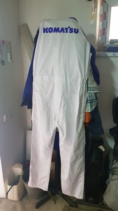 Продам эксклюзивный комбинезон Komatsu