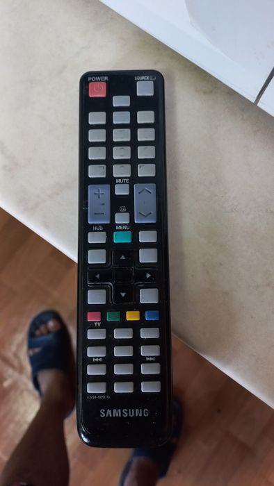 Телевизор в отличном состояние