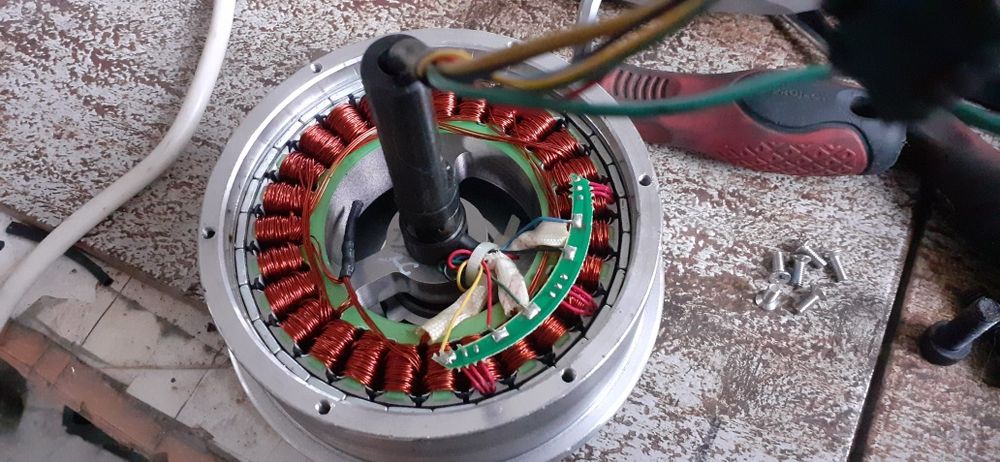 Магнитен генератор до 40волта 3 фази