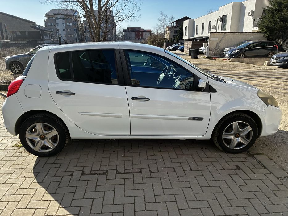 Renault Clio 1.5 dci - 2011