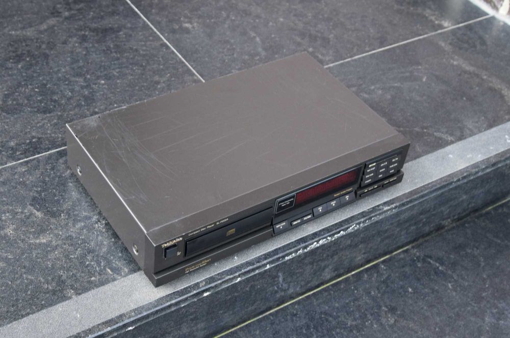 CD Player Technics SL-P202A