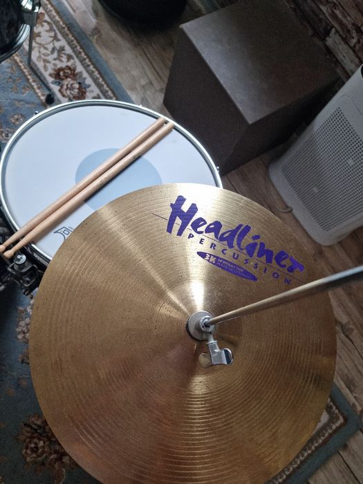 Cinele Pearl și Paiste 101