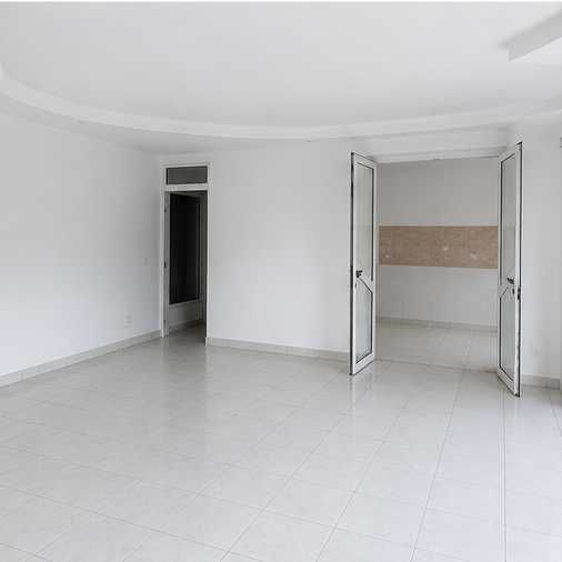 Inchiriez birouri zona John cu loc de parcare