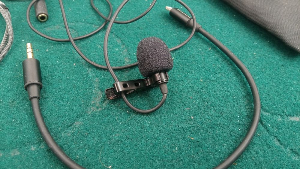 Микрофон Saramonic LavMicro U1B петличный