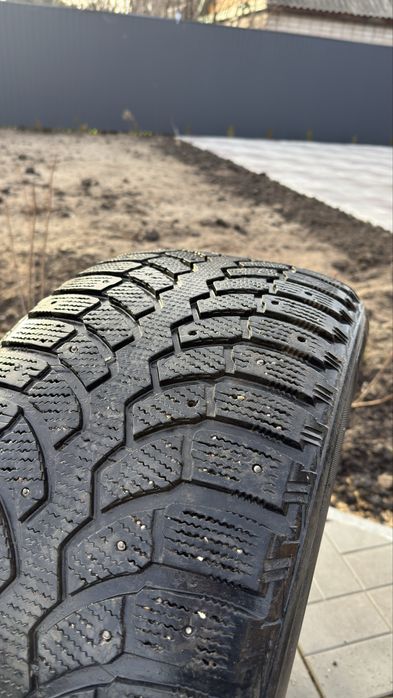 Продам резину 285/50R20 в хорошем состояние
