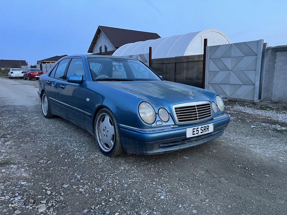 Mercedes E55 AMG 1999 volan dreapta motor 5500 benzina 354 cp