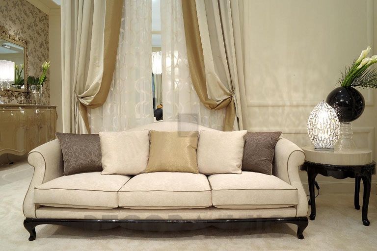 Итальянский диван Bruno Zampa