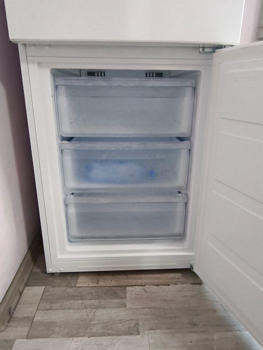 Холодильник DEXP бу