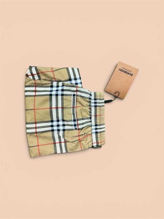 Pantaloni scurti Burberry, marimea M