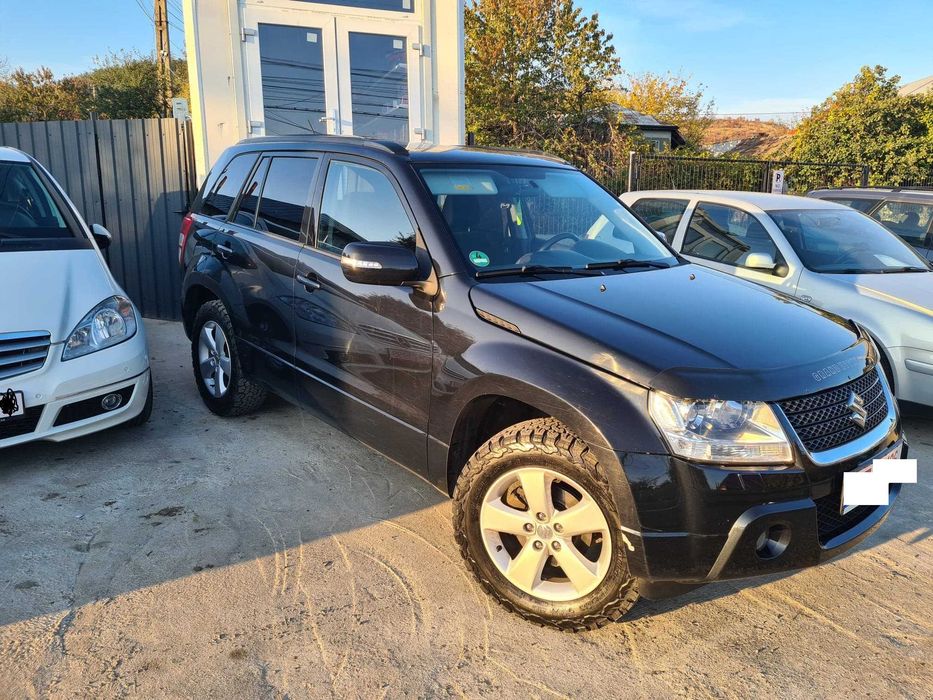 Grup  Suzuki Grand Vitara 2.4   169 cp Benzina Cutie automata