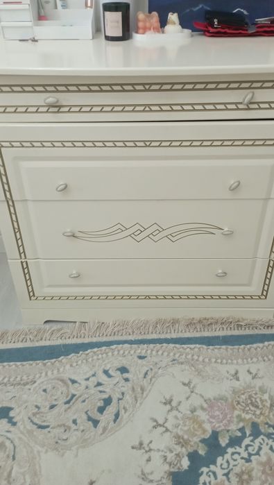 Продается 5 дверный шифонер