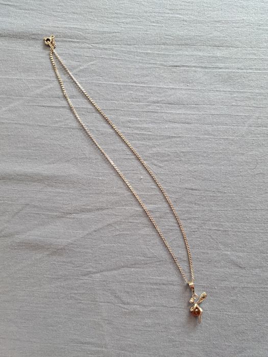 Сребърна верижка с висулка