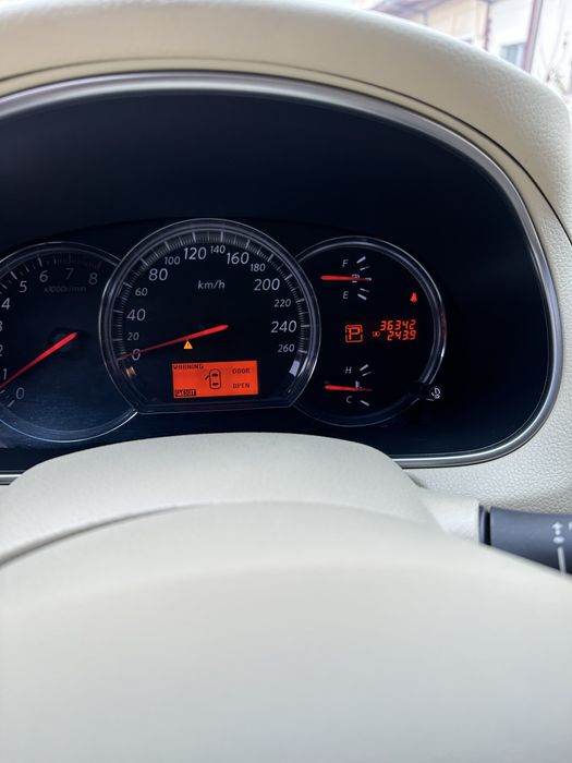 Продается автомобиль Nissan