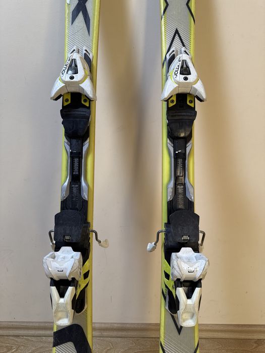 Schiuri Salomon XMAX, X10, Titanium 400 Powerline + Salomon XT 12