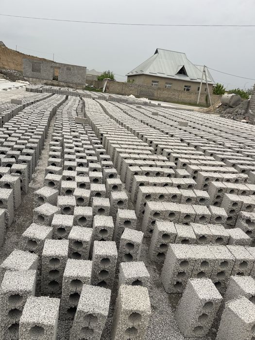 Шлакоблок по 130 опю