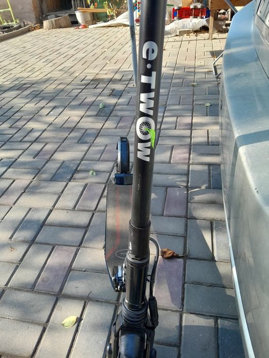 Электросамокат .E *TWOW